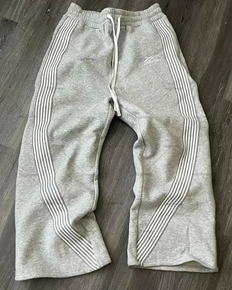 Pantalon Jogging Y2K Homme & Femme – Pantalon Cargo Tactique Camouflage avec Broderie, Cordon de Serrage en gris